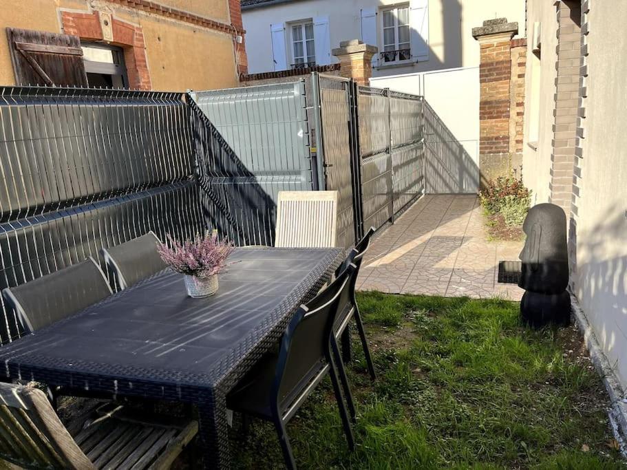 Petite Maison De Charme A 10 Minutes De Disney ! Montevrain Exterior photo